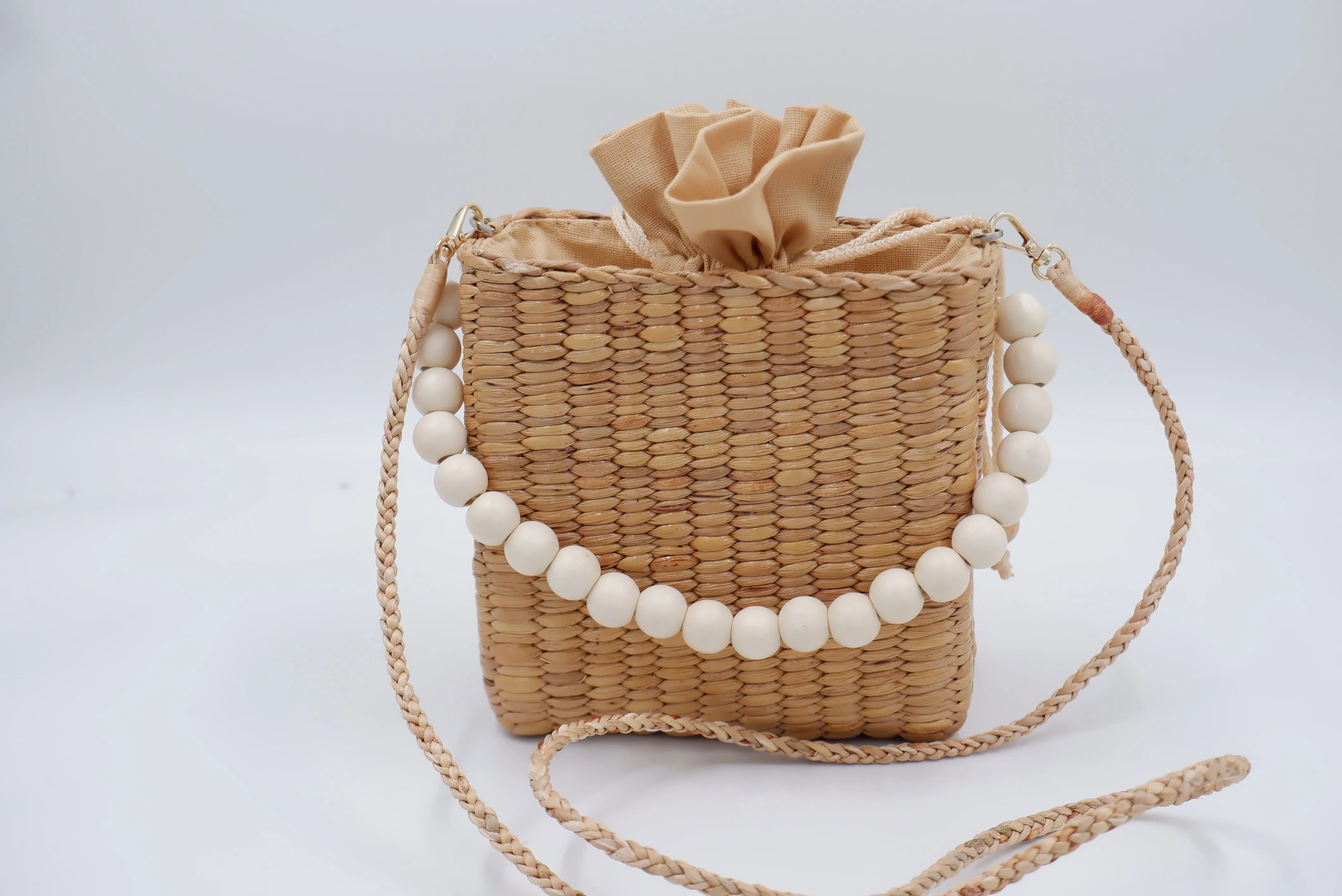 Beaded straw beach bag summer bag