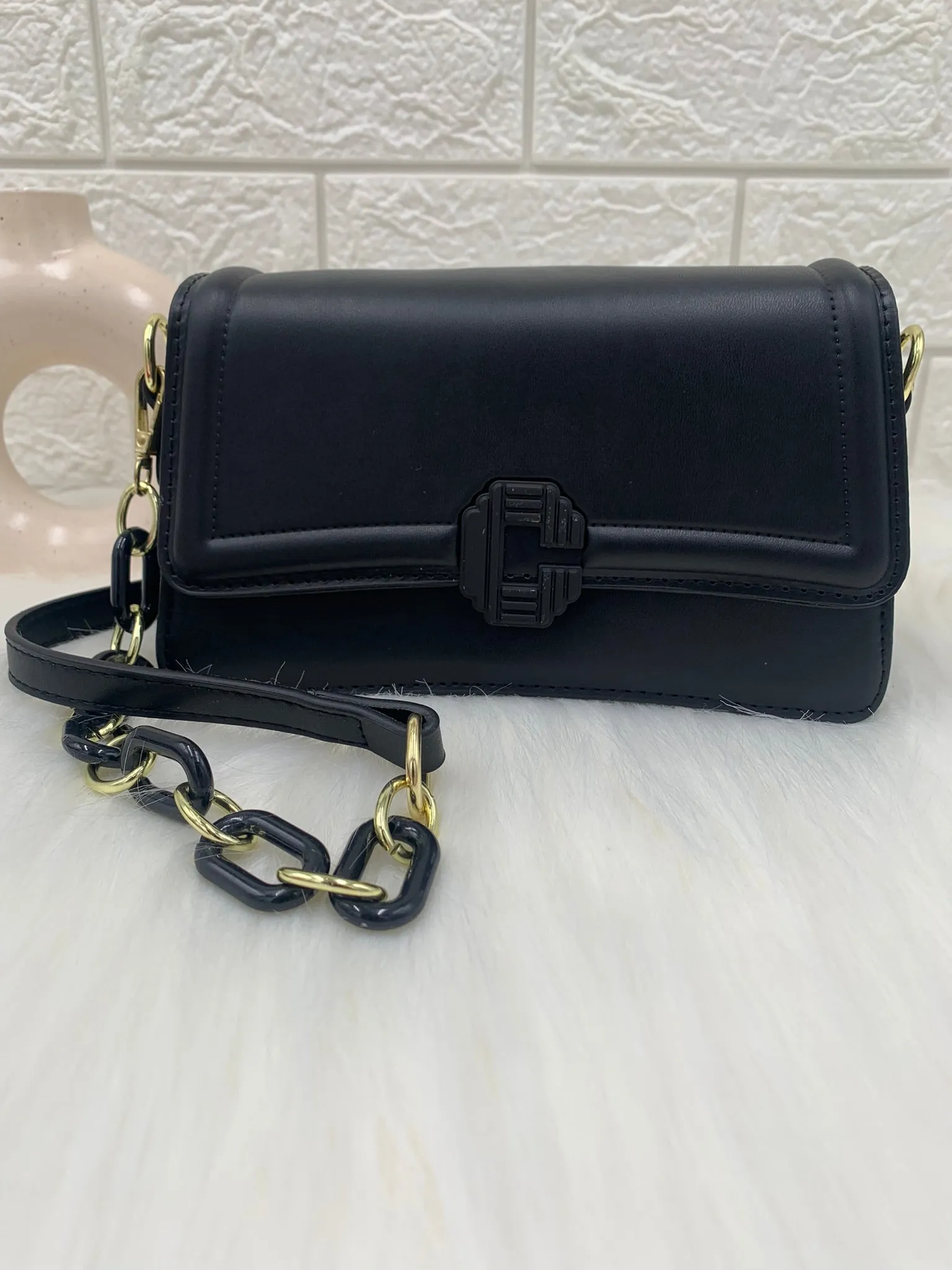 Black Solid Structured Handheld Bag with Detachable Sling Strap