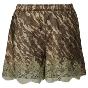 CAMOUFLAGE PATTERN LACE DECORATIVE SHORTS / CAMOUFLAGE