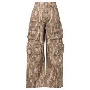 CAMOUFLAGE PATTERN PANELED CARGO JEANS / CAMOUFLAGE