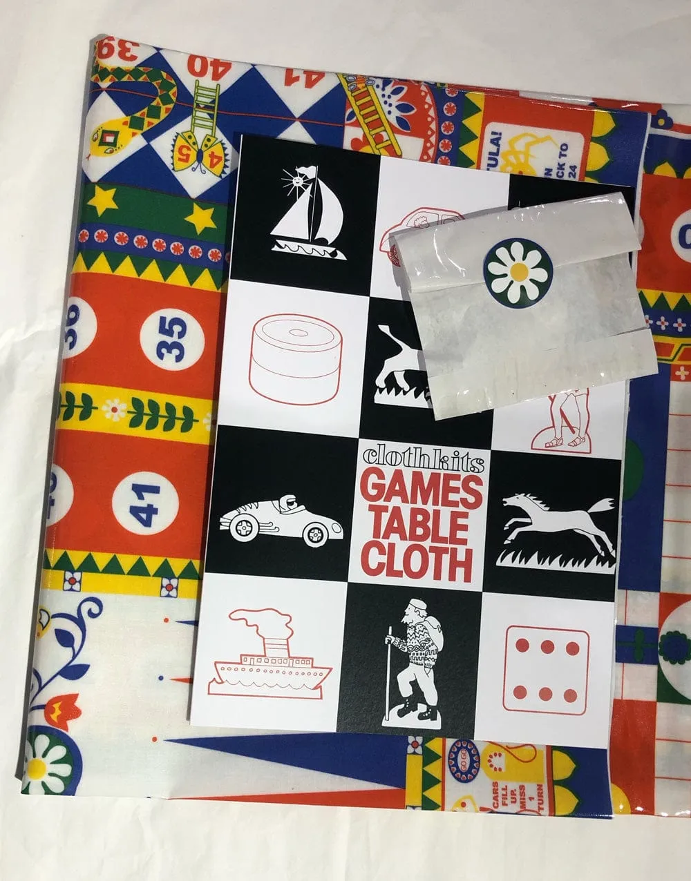 Clothkits® Games Tablecloth