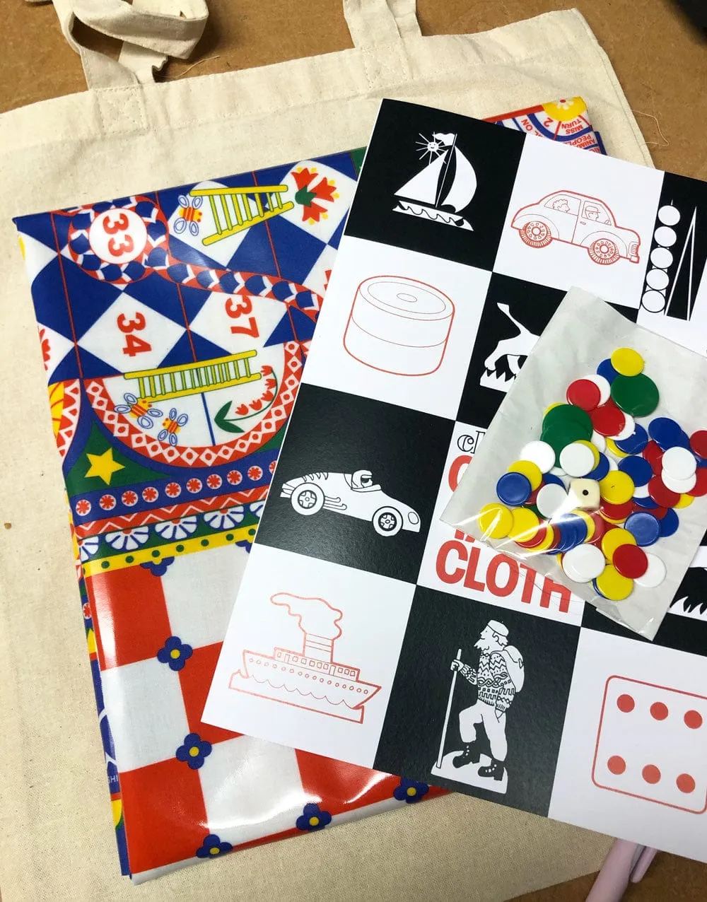 Clothkits® Games Tablecloth