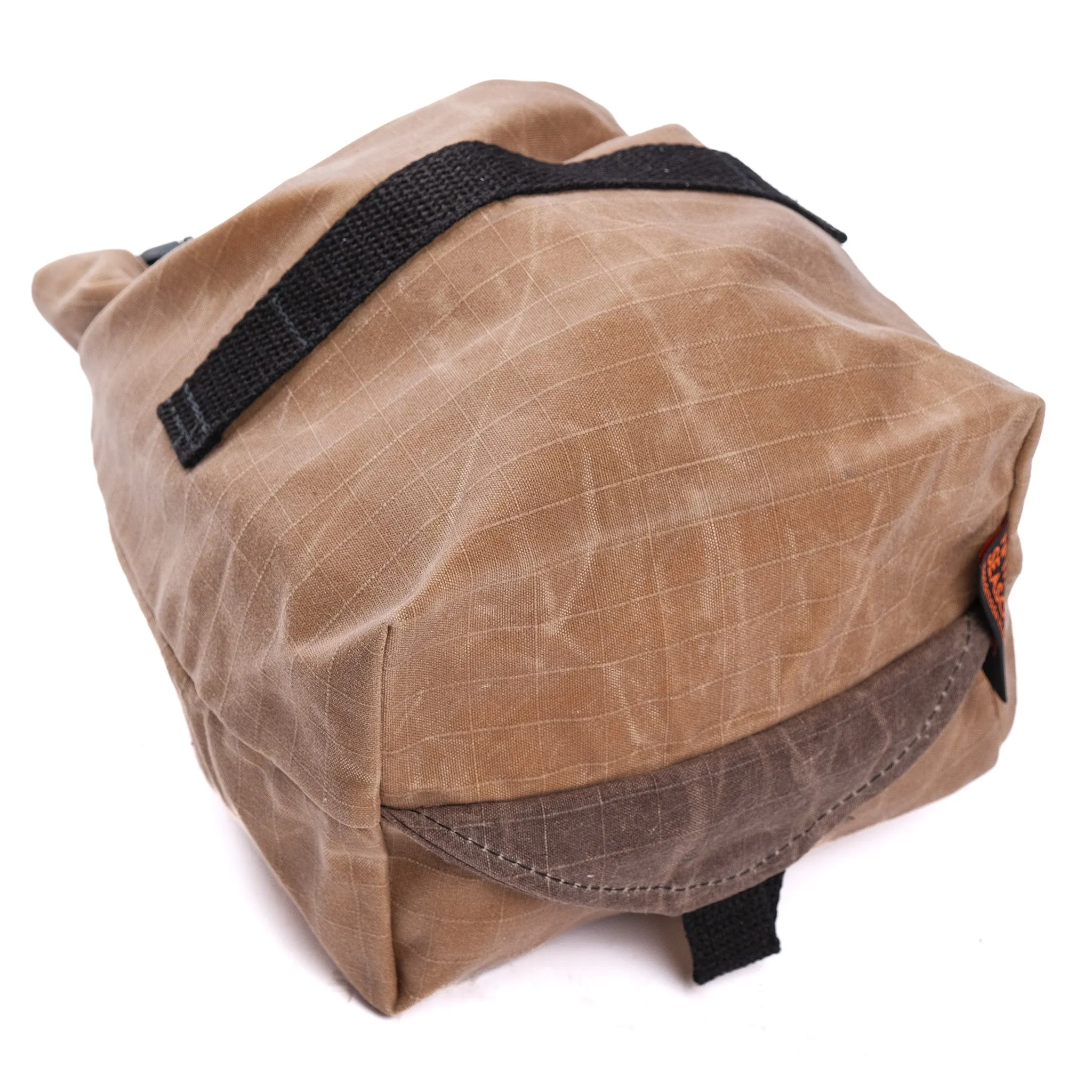 Fifth Season Canvas Bulldog Front Sack (Tan)