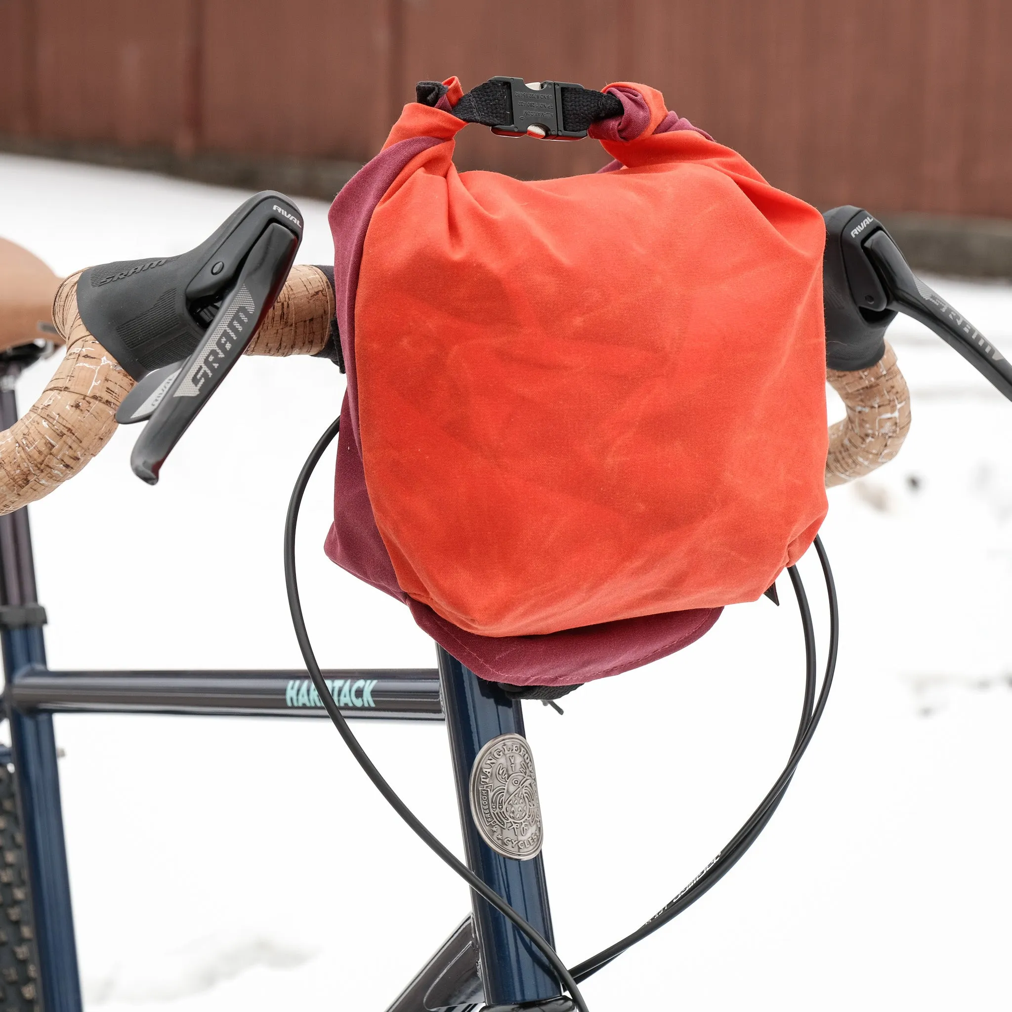 Fifth Season Canvas Bulldog Front Sack (Tan)