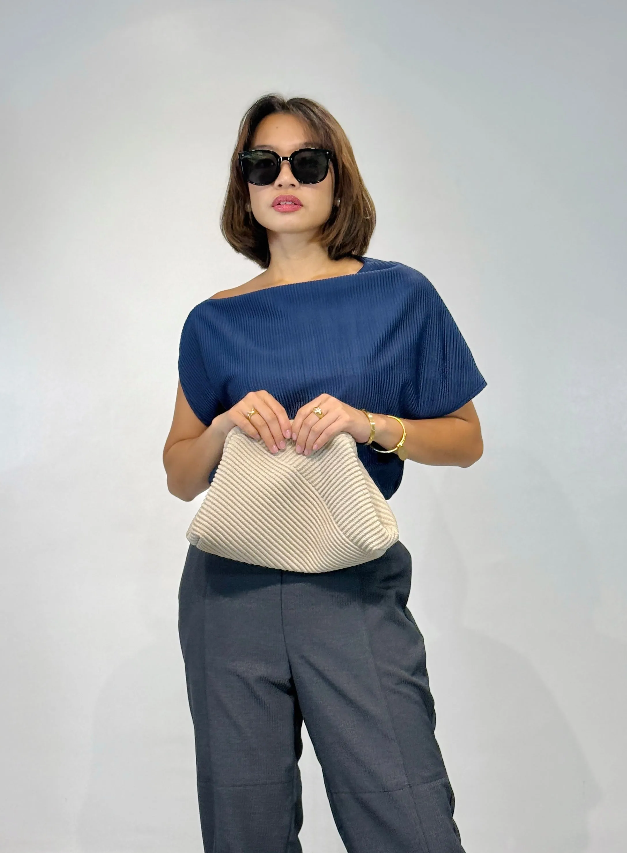 Giana Corduroy Clutch (with sling strap)